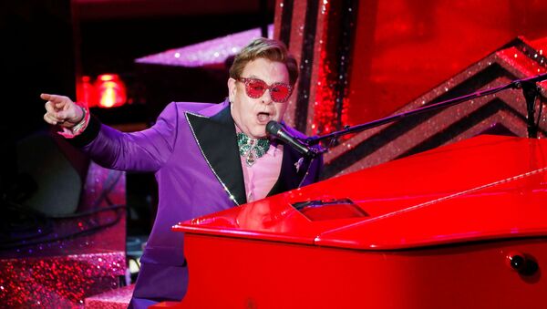 Elton John, cantante británico - Sputnik Mundo