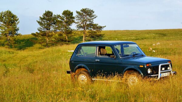 Un Lada Niva - Sputnik Mundo