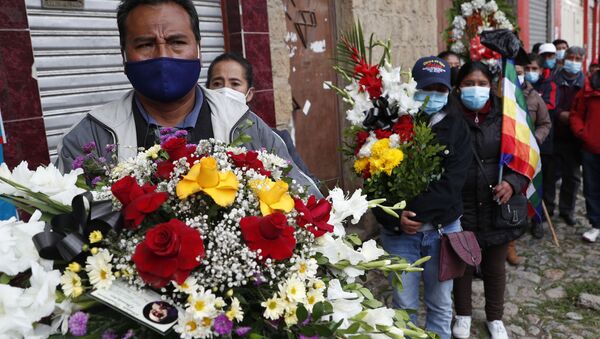 Multitudes despiden a fallecido líder indígena boliviano Felipe Mallku Quispe Multitudes despiden a fallecido líder indígena boliviano Felipe Mallku Quispe - Sputnik Mundo