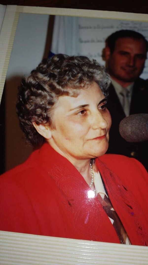 Zenona Zabczuk, en su nombramiento oficial el 17 de mayo 1993 - Sputnik Mundo