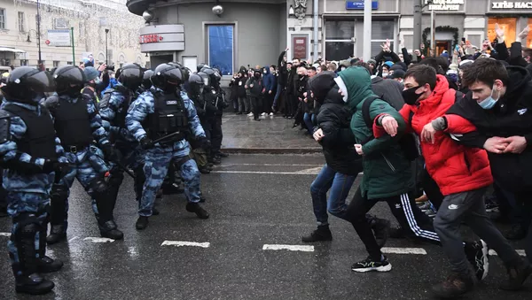 Protestas a favor de la liberación del opositor ruso Alexéi Navalni en Moscú, el 23 de enero del 2021 Protestas a favor de la liberación del opositor ruso Alexéi Navalni en Moscú, el 23 de enero del 2021 - Sputnik Mundo