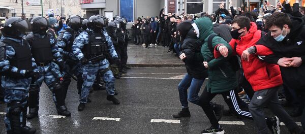 Protestas a favor de la liberación del opositor ruso Alexéi Navalni en Moscú, el 23 de enero del 2021 - Sputnik Mundo