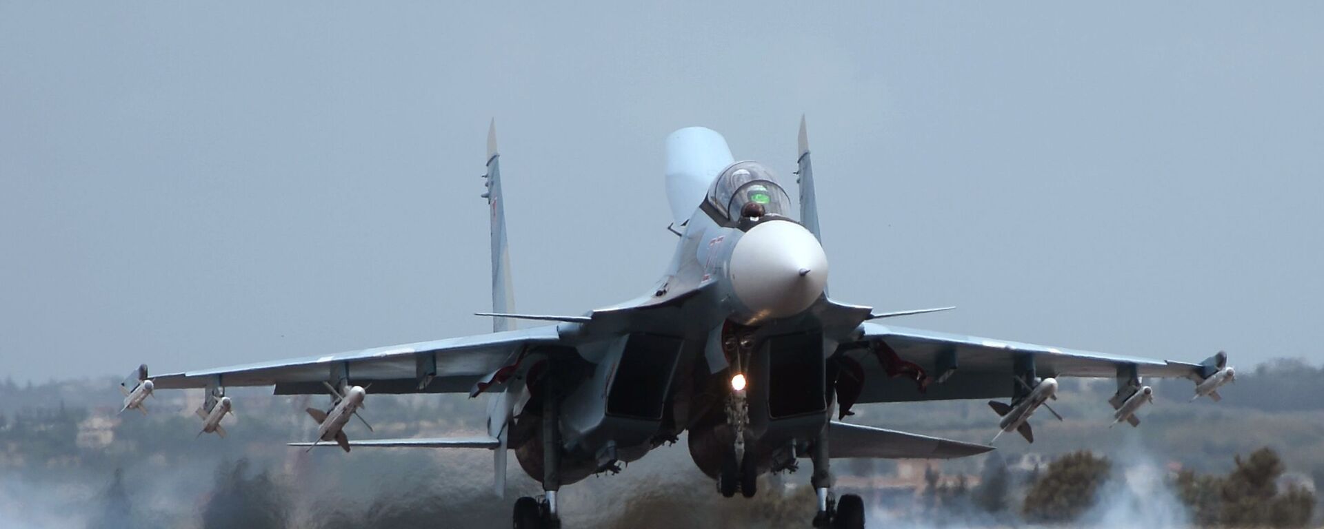 Un Su-30 ruso (imagen referencial)  - Sputnik Mundo, 1920, 22.08.2025