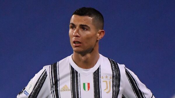 El futbolista Cristiano Ronaldo - Sputnik Mundo