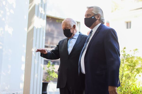 El presidente argentino, Alberto Fernández, y el ex mandatario chileno, Ricardo Lagos - Sputnik Mundo