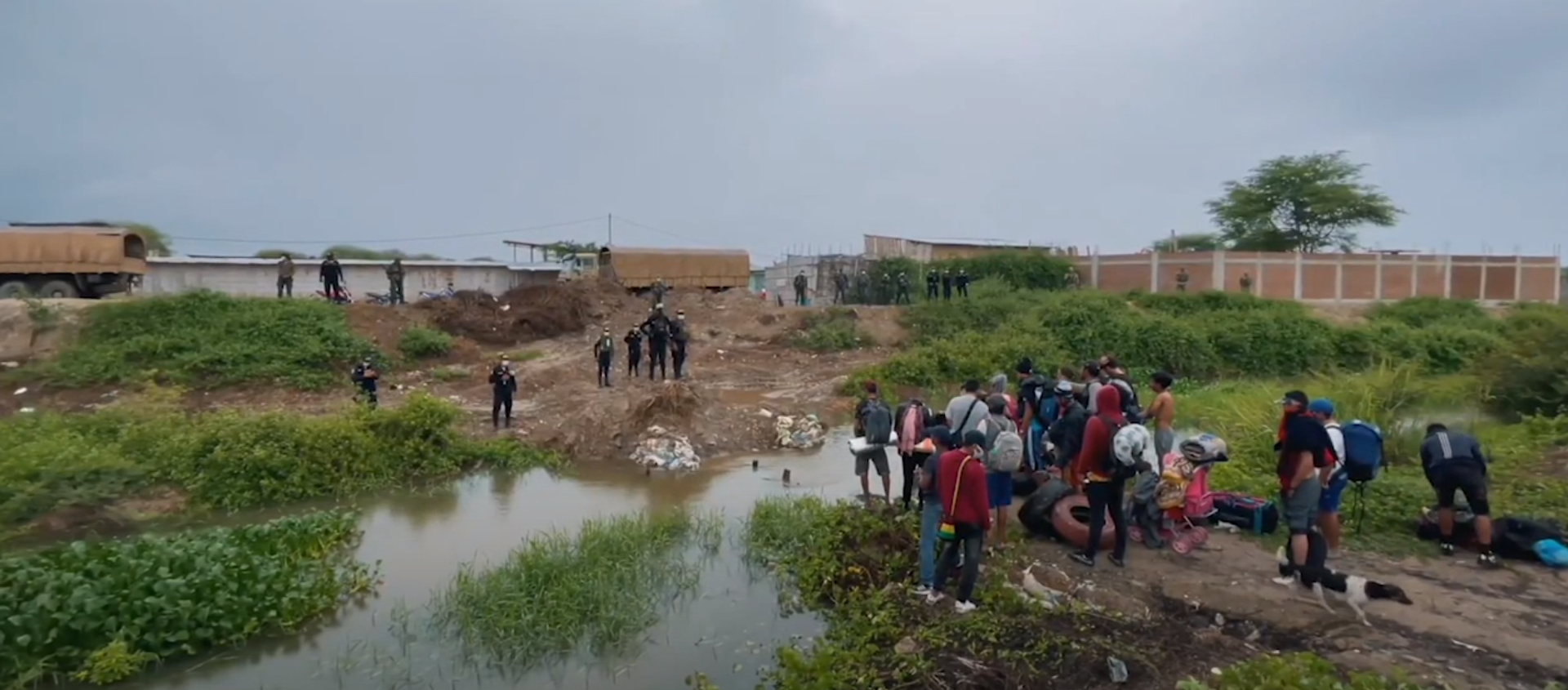 Decenas de venezolanos, varados en la frontera con Perú - Sputnik Mundo, 1920, 30.01.2021