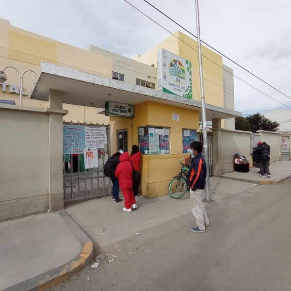 Entrada al Hospital del Norte, en la ciudad de El Alto (Bolivia) - Sputnik Mundo