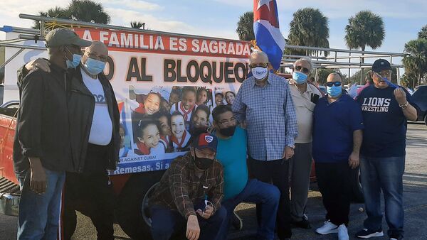 Marcha en Miami contra el bloqueo a Cuba - Sputnik Mundo