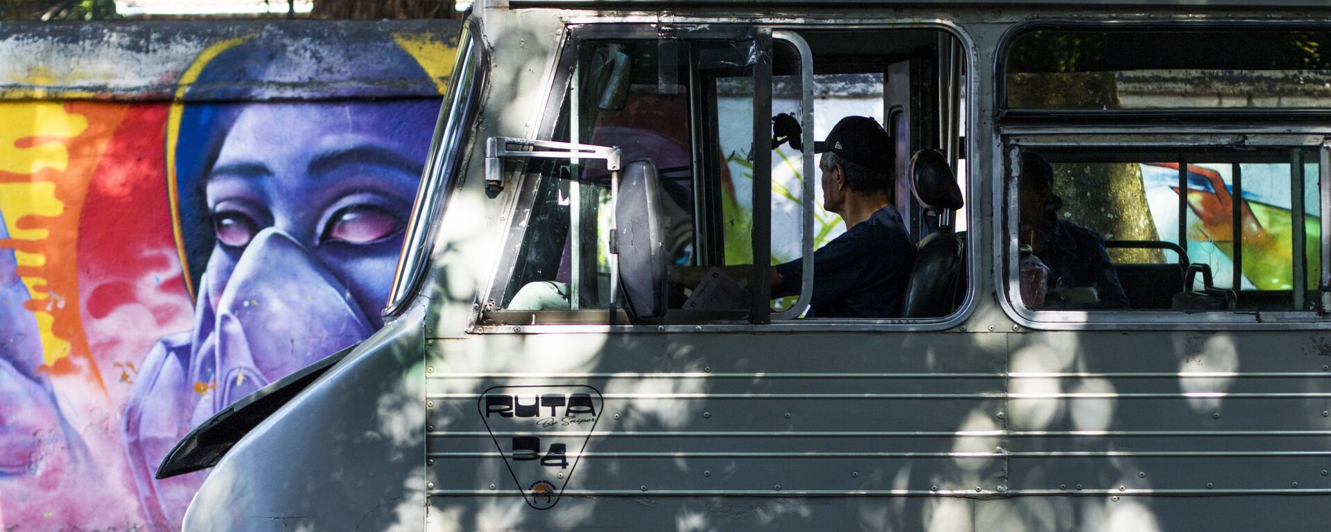 Un autobus en la Ciudad de México (imagen referencial) - Sputnik Mundo, 1920, 23.07.2021