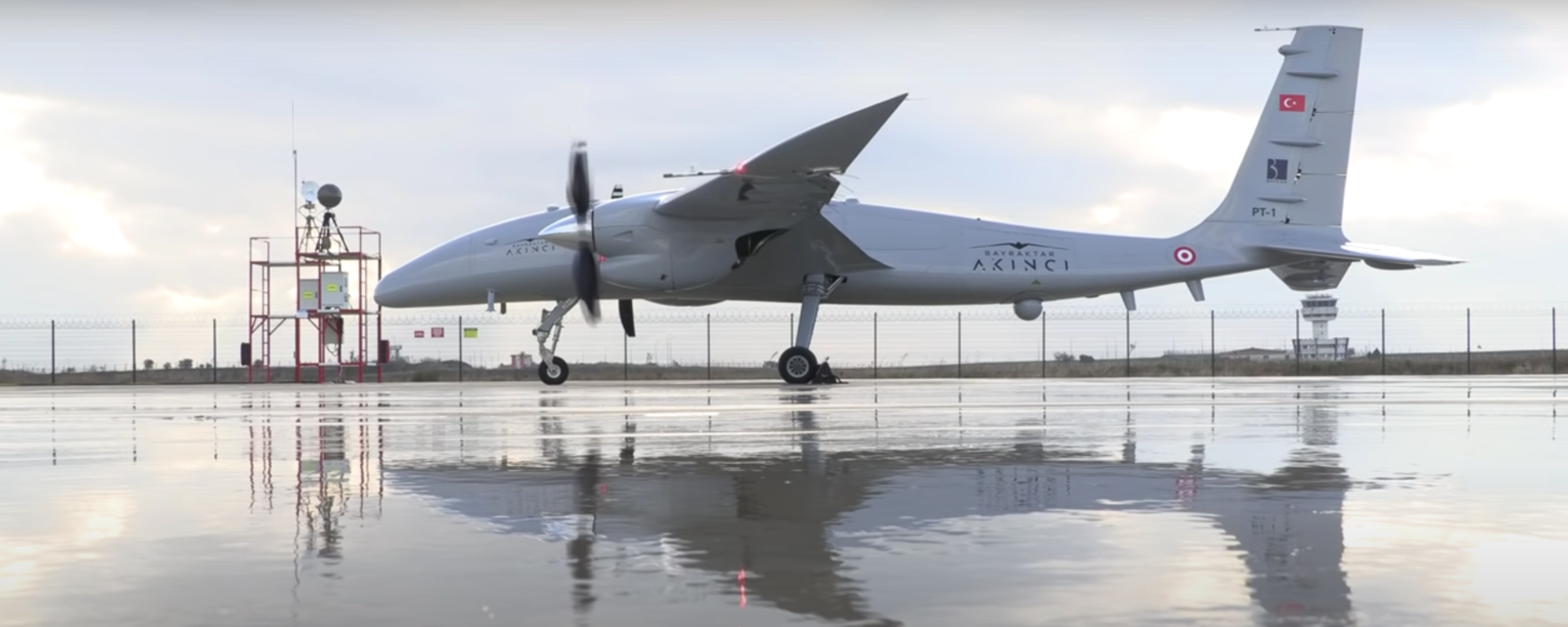Un dron turco Akinci Un dron turco Akinci - Sputnik Mundo, 1920, 06.02.2021