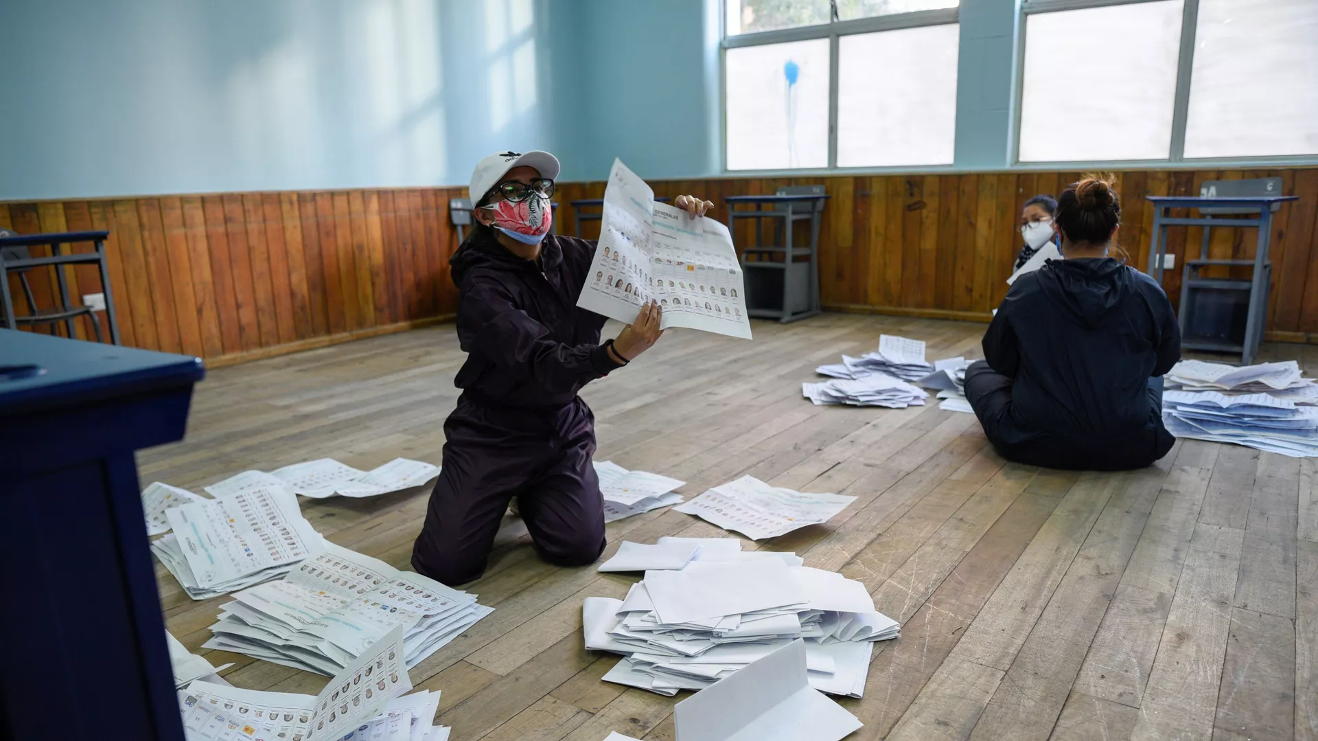 El escrutinio de votos en Ecuador