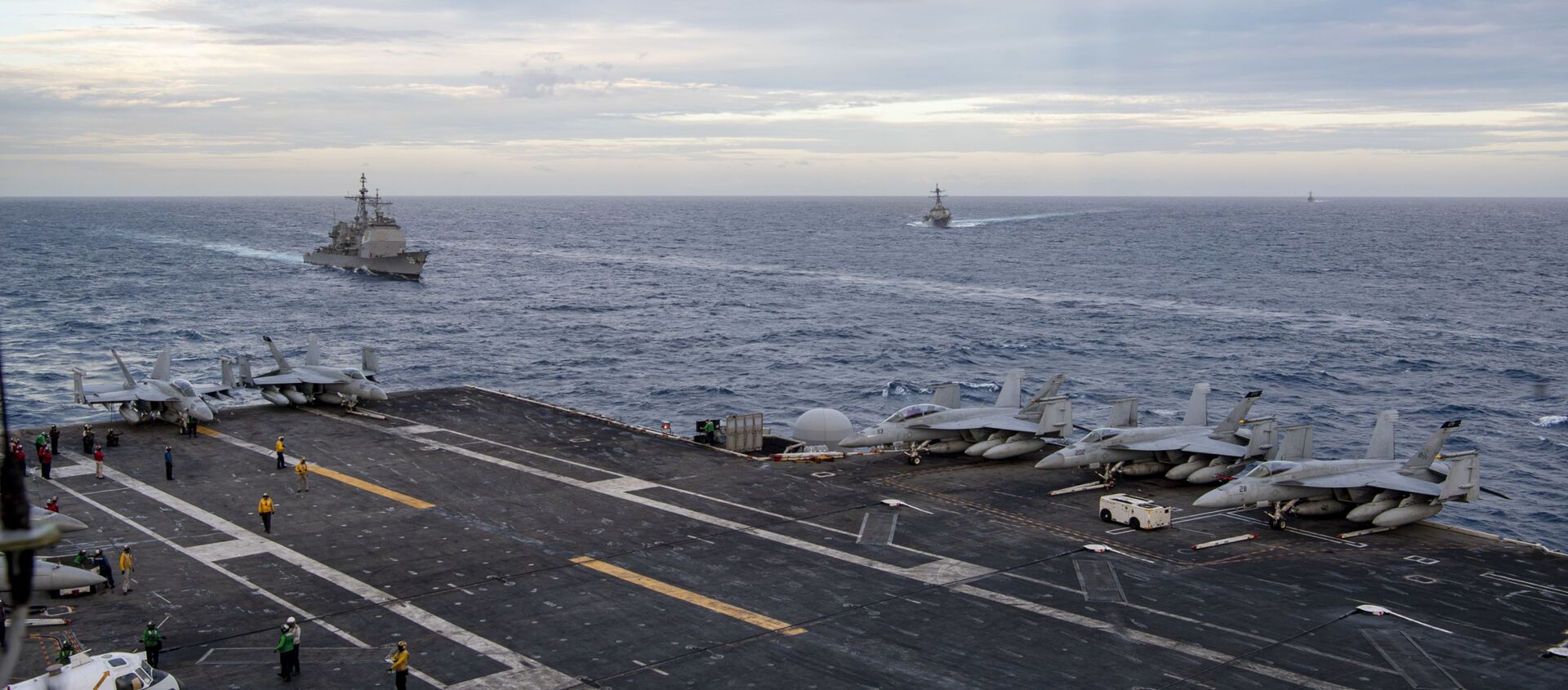 Las maniobras navales de EEUU en el mar de China Meridional Las maniobras navales de EEUU en el mar de China Meridional - Sputnik Mundo, 1920, 09.02.2021
