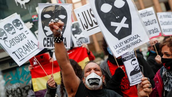 Manifestación de apoyo al rapero Pablo Hasel - Sputnik Mundo