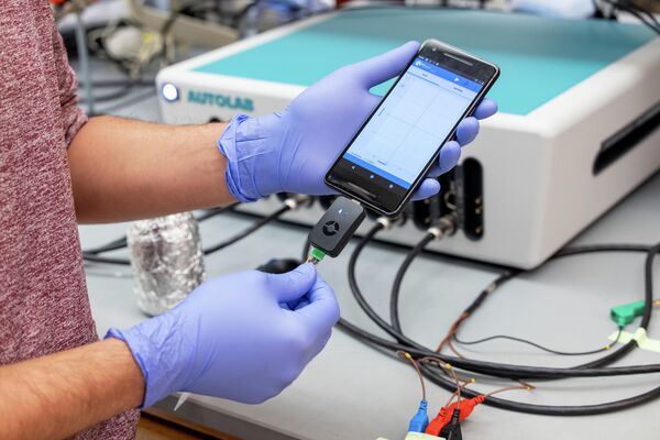 El test detecta el COVID en 4 minutos - Sputnik Mundo