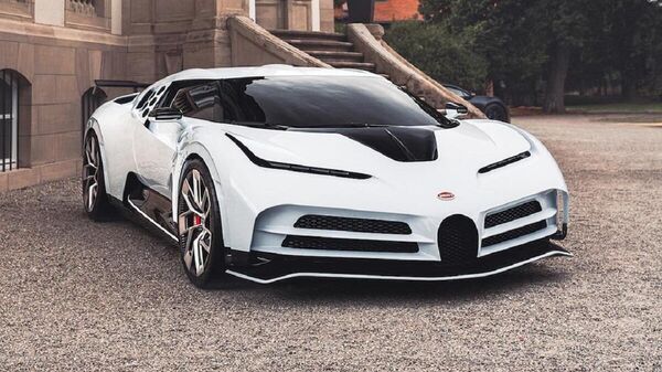 Bugatti Centodieci - Sputnik Mundo