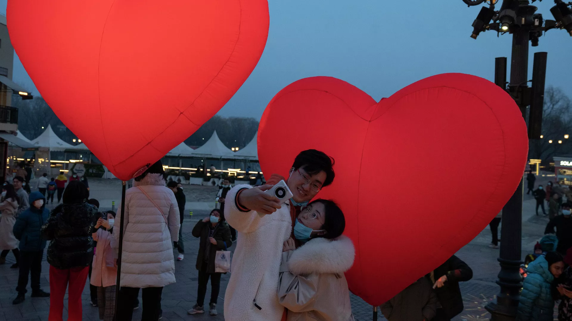 Desde España hasta Arabia Saudí: así el mundo celebra el Día de San Valentín Desde España hasta Arabia Saudí: así el mundo celebra el Día de San Valentín - Sputnik Mundo, 1920, 14.02.2023