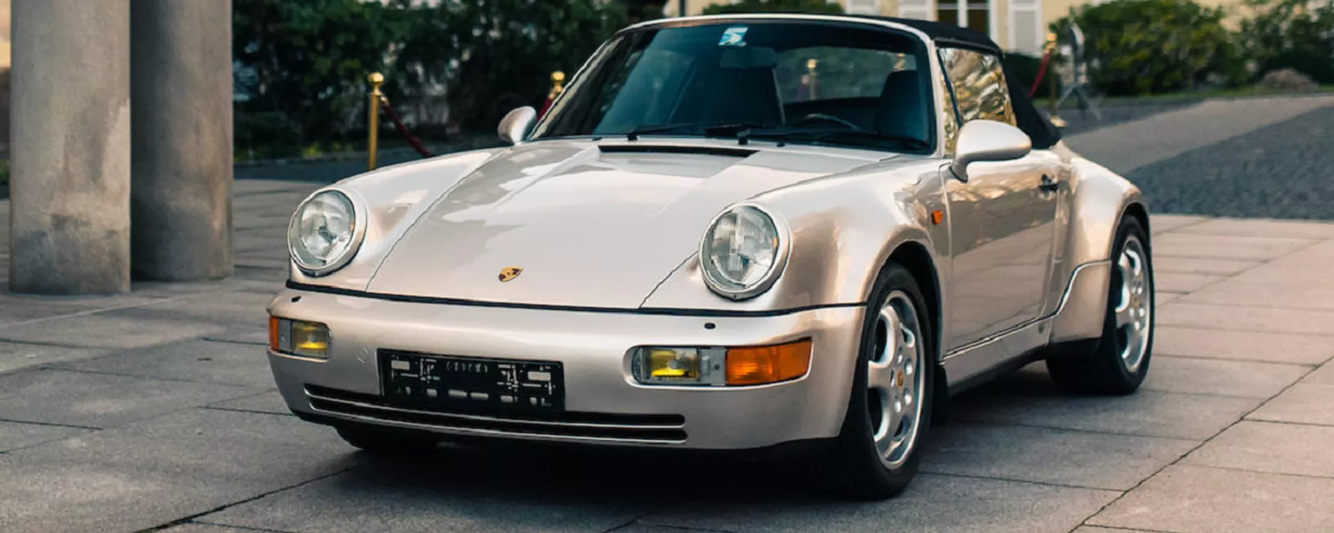 El Porsche 911 Type 964 Carrera 2 Convertible El Porsche 911 Type 964 Carrera 2 Convertible - Sputnik Mundo, 1920, 17.02.2021