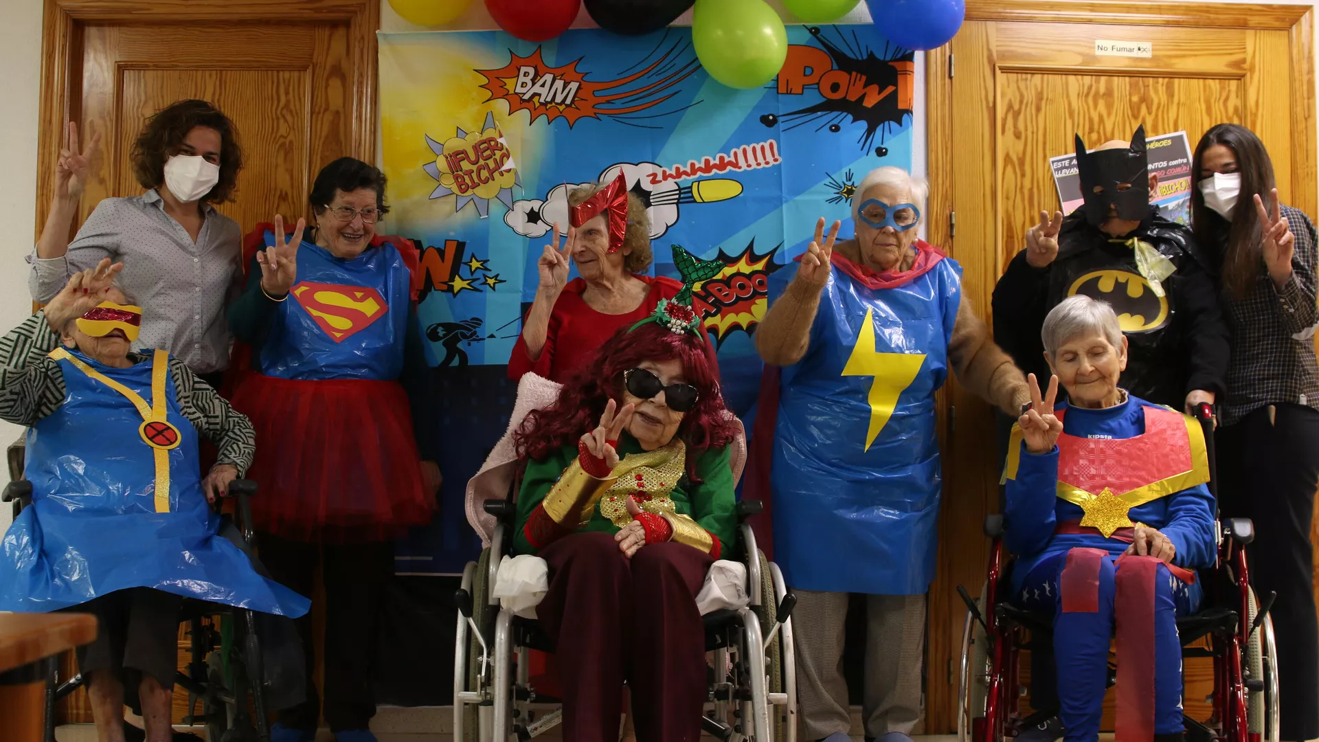 Ancianos disfrazados de la residencia El Pilar Ancianos disfrazados de la residencia El Pilar - Sputnik Mundo, 1920, 17.02.2021