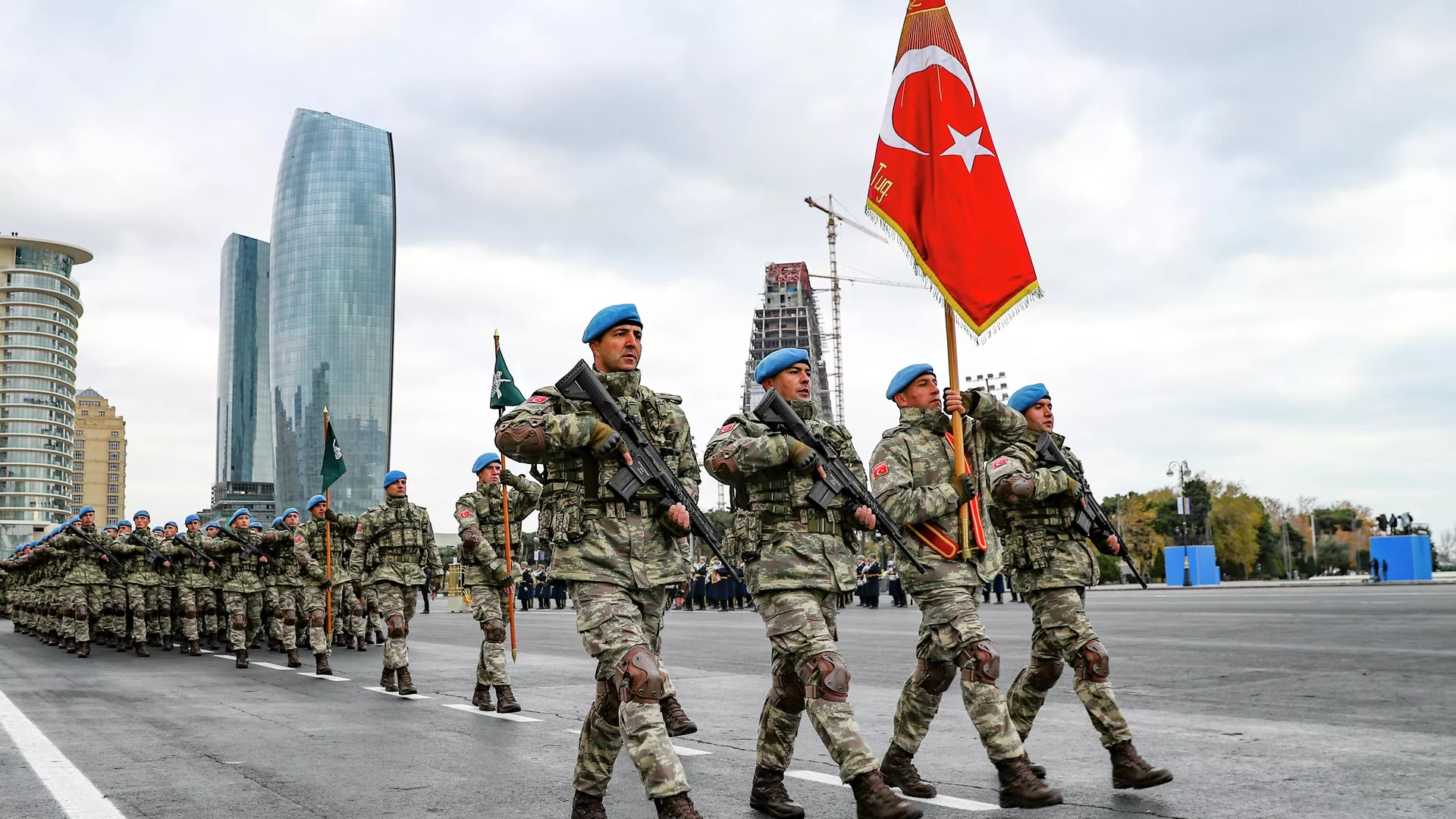 Soldados turcos en Azerbaiyán