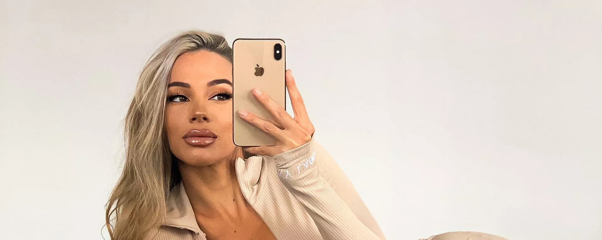 La modelo e influencer Laura Sánchez posa para sus casi 80 mil seguidores en su cuenta de Instagram  - Sputnik Mundo, 1920, 22.02.2021