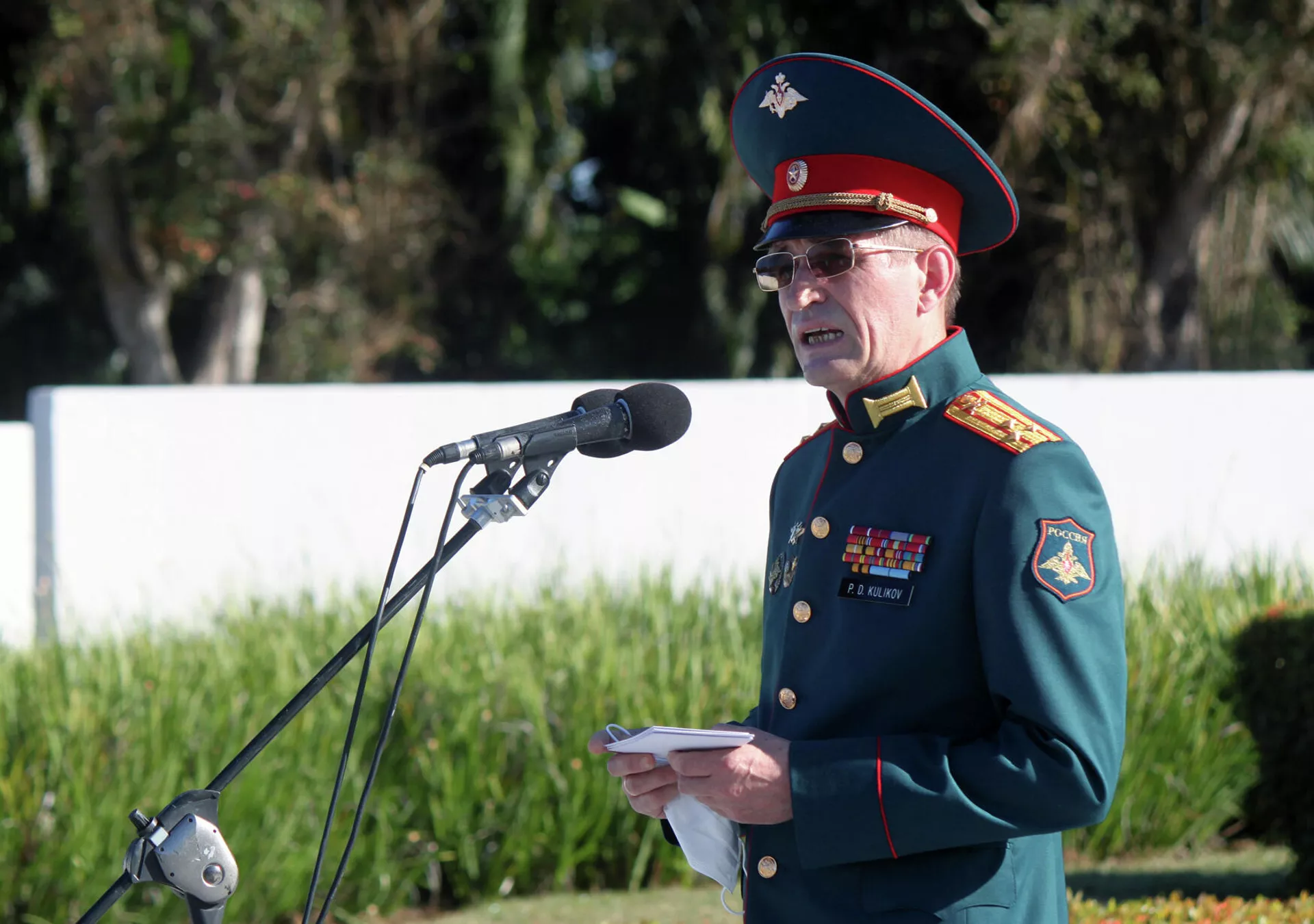 Coronel Petr Kulikov, agregado de Defensa de la embajada de Rusia en Cuba Coronel Petr Kulikov, agregado de Defensa de la embajada de Rusia en Cuba - Sputnik Mundo, 1920, 23.02.2021