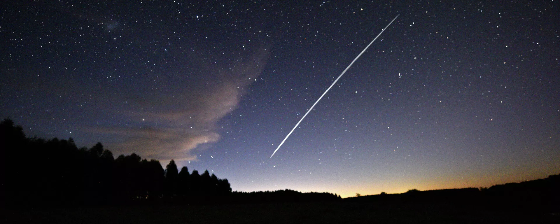 Un grupo de satélites Starlink en el cielo de Uruguay Un grupo de satélites Starlink en el cielo de Uruguay - Sputnik Mundo, 1920, 24.02.2021