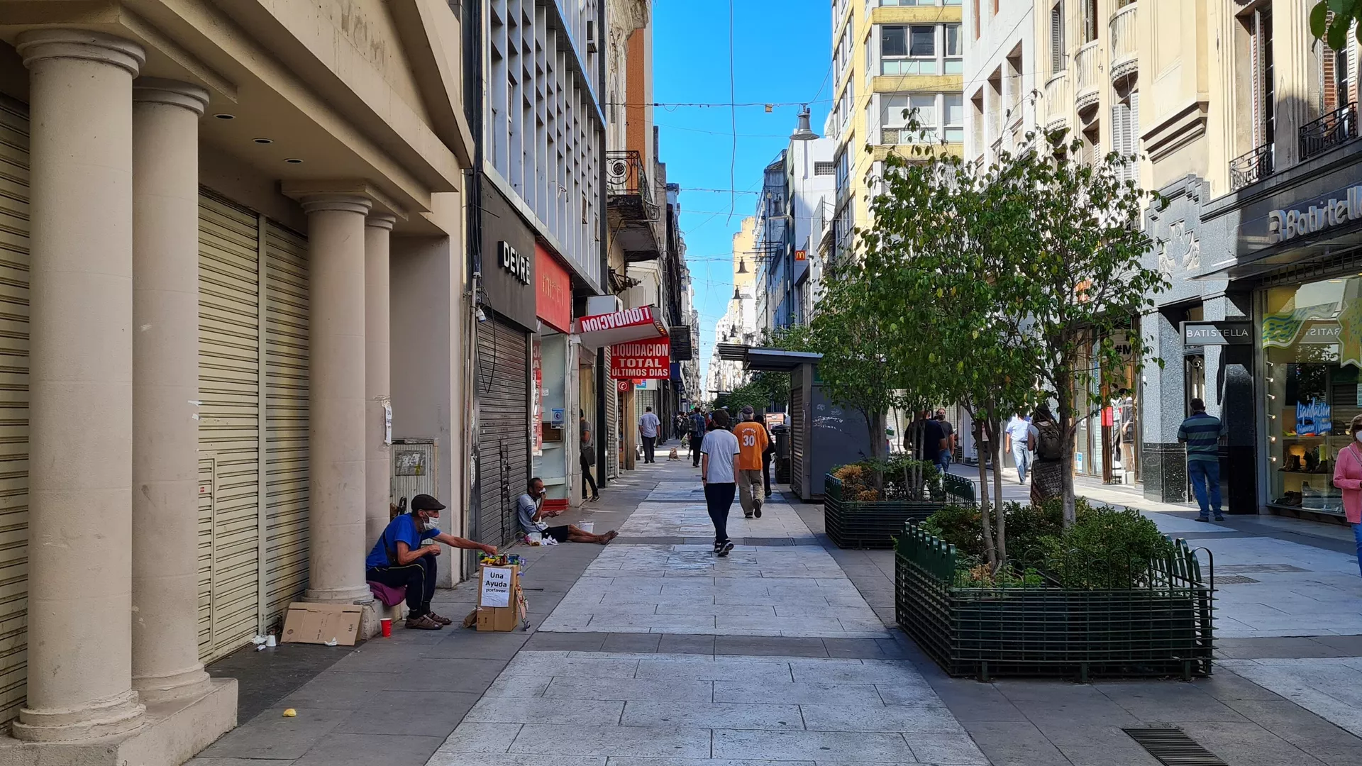 La peatonal más famosa de Buenos Aires perdió su bullicio y vivacidad La peatonal más famosa de Buenos Aires perdió su bullicio y vivacidad - Sputnik Mundo, 1920, 25.02.2021