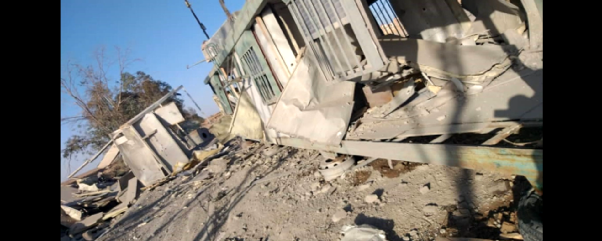 Las consecuencias destructivas del ataque de EEUU contra Siria - Sputnik Mundo, 1920, 27.02.2021