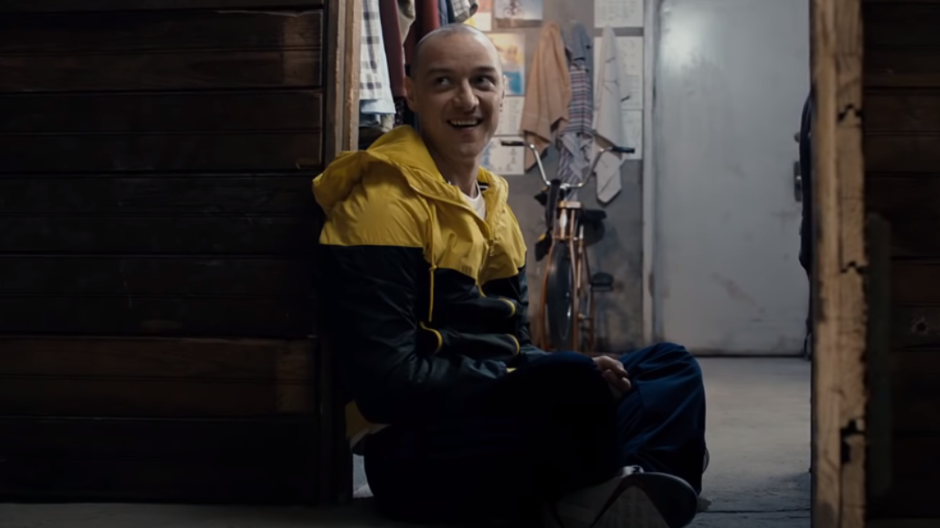 El actor James McAvoy en el papel de Kevin Crumb, un personaje inspirado en Billy Milligan, en la película 'Split' El actor James McAvoy en el papel de Kevin Crumb, un personaje inspirado en Billy Milligan, en la película 'Split' - Sputnik Mundo, 1920, 05.03.2021