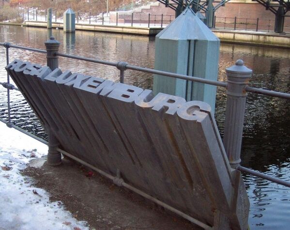 &quot;Los líderes que se echan hacia atrás terminan siendo empujados a un lado por las masas&quot; - Sputnik Mundo