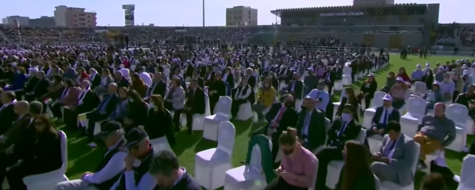 El papa Francisco celebra una misa en la ciudad iraquí de Erbil El papa Francisco celebra una misa en la ciudad iraquí de Erbil - Sputnik Mundo, 1920, 07.03.2021