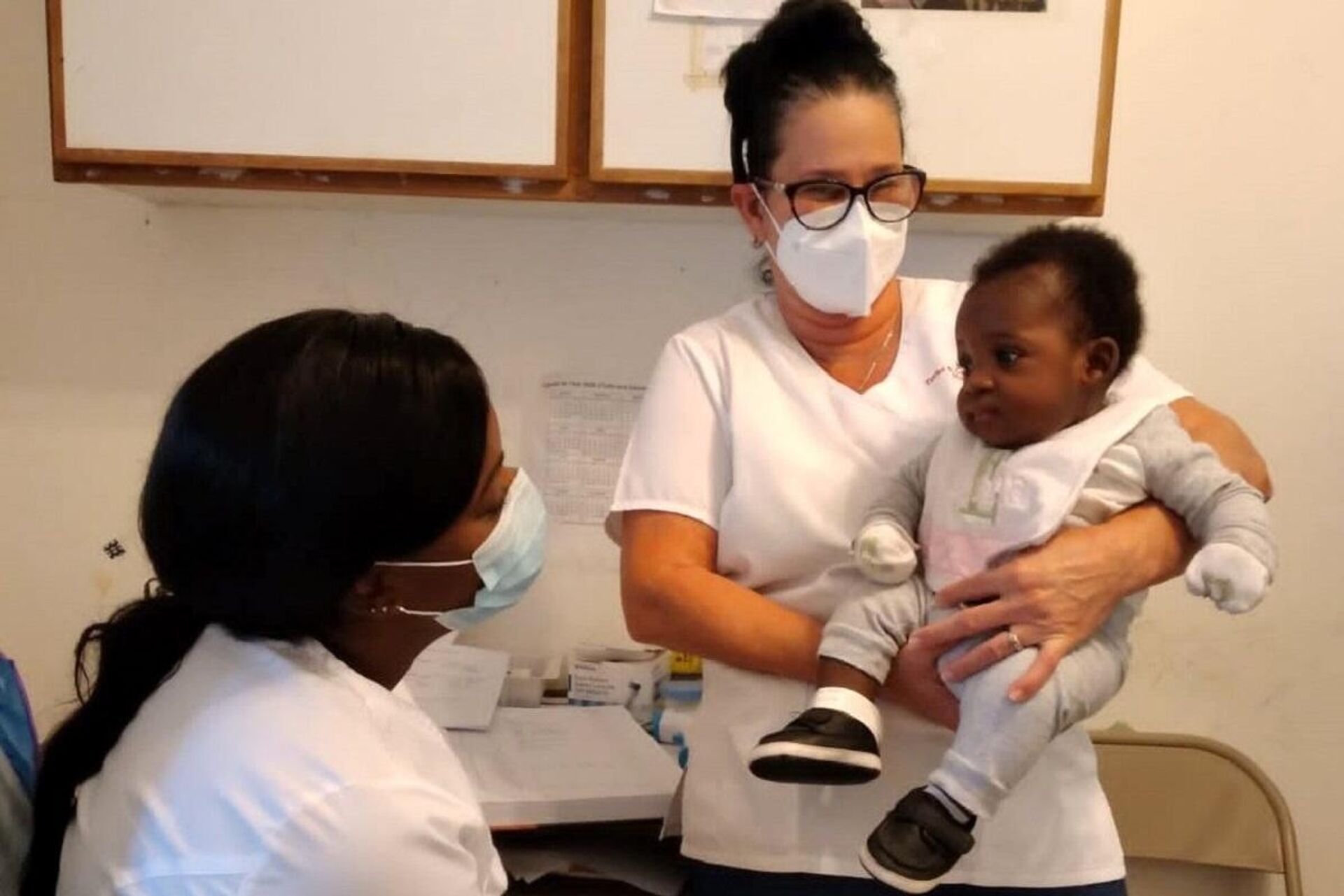 Enfermera cubana Iliana Taset de misión internacionalista en Islas Turcas y Caicos - Sputnik Mundo, 1920, 08.03.2021