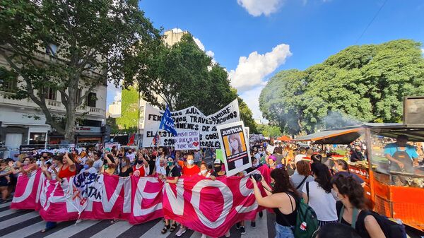 El Día Internacional de la Mujer fue otra jornada de lucha del feminismo fuera del Congreso argentino - Sputnik Mundo