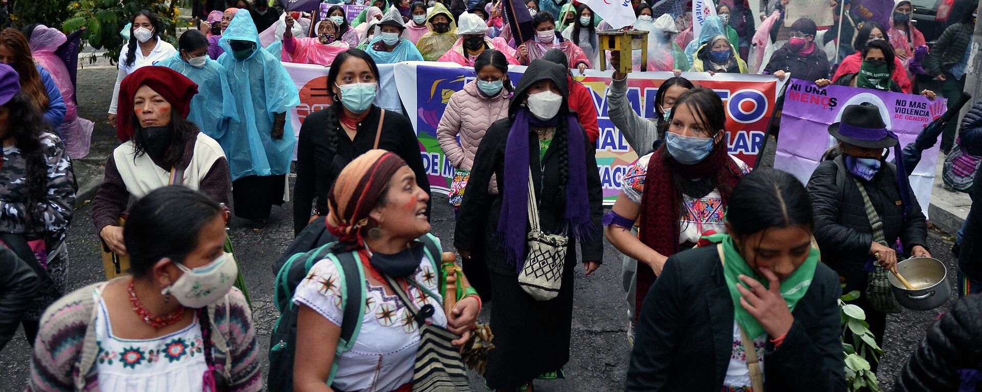 Marcha de mujeres en Quito, Ecuador - Sputnik Mundo, 1920, 09.03.2021