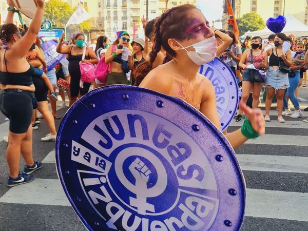 Juntas y a la Izquierda es una agrupación feminista del Movimiento Socialista de los Trabajadores, integrante del Frente de Izquierda y de Trabajadores–Unidad (FITU) - Sputnik Mundo