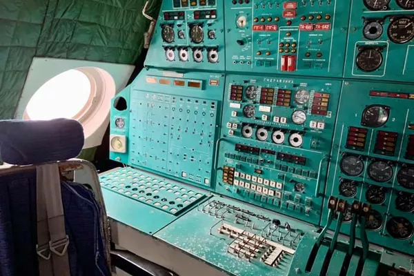 El interior del ekranoplano Lun El interior del ekranoplano Lun - Sputnik Mundo
