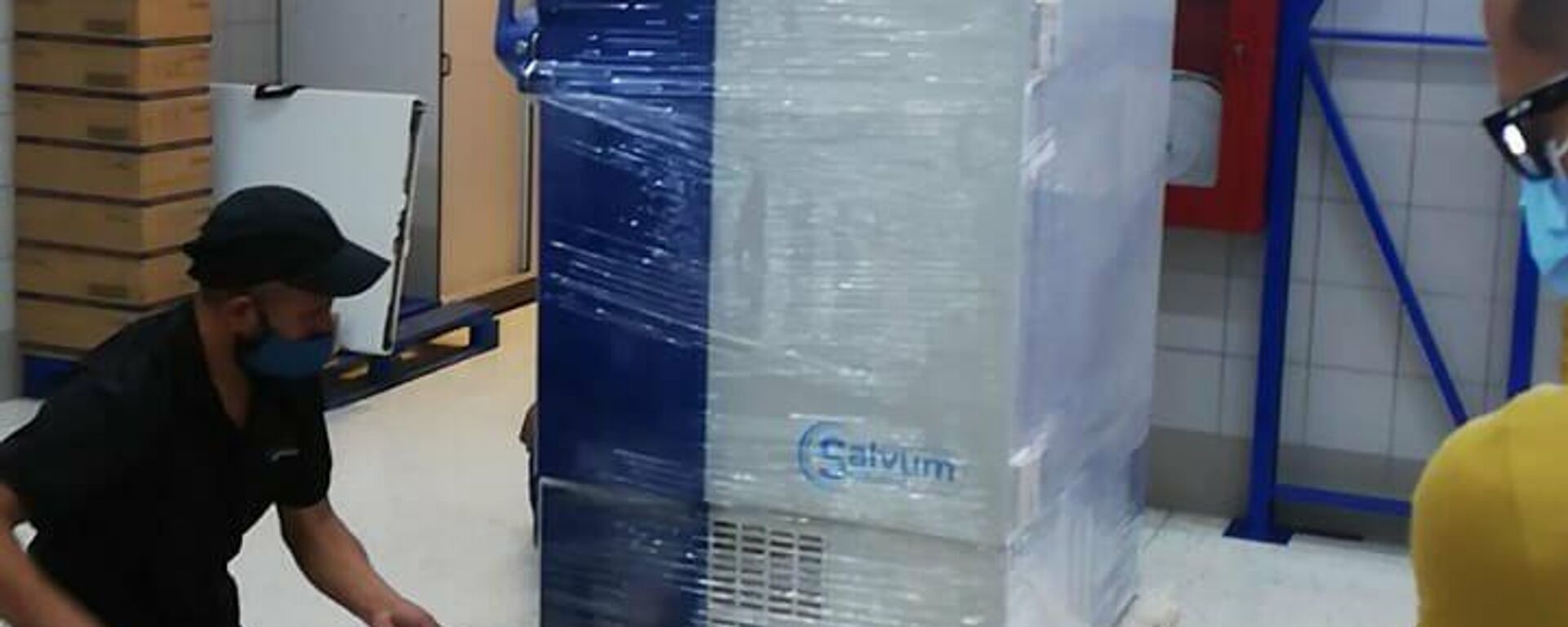 Congelador para almacenar vacunas contra COVID-19 - Sputnik Mundo, 1920, 10.03.2021