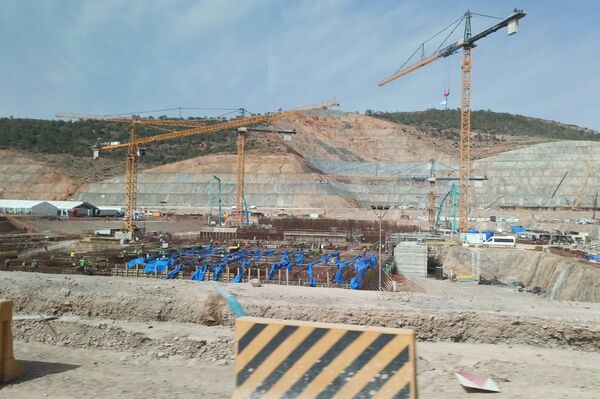 Construcción de la central nuclear de Akkuyu en Turquía Construcción de la central nuclear de Akkuyu en Turquía - Sputnik Mundo