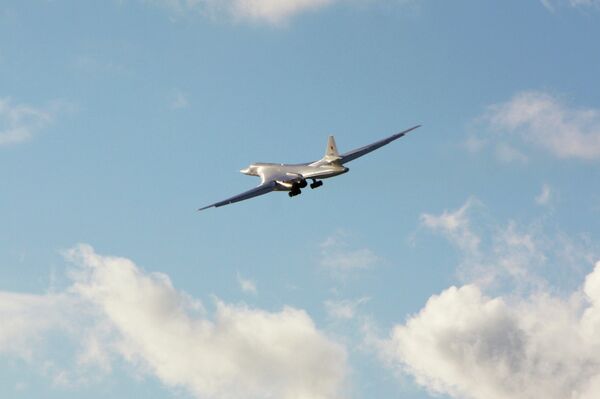 El Tu-160M modernizado - Sputnik Mundo