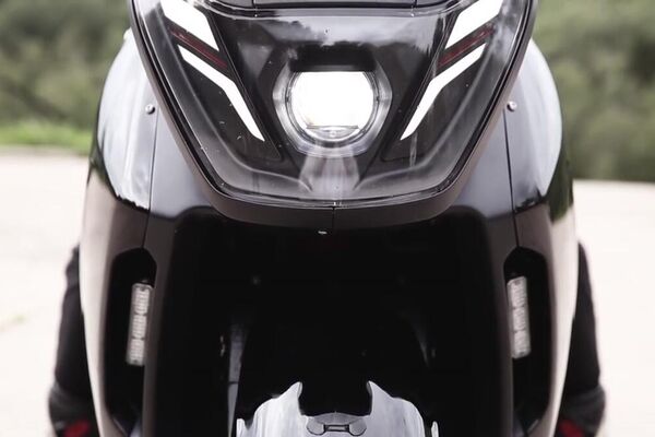 La moto eléctrica Aurus (un detalle) - Sputnik Mundo