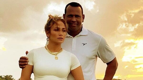 JLo junto a Alex Rodriguez - Sputnik Mundo