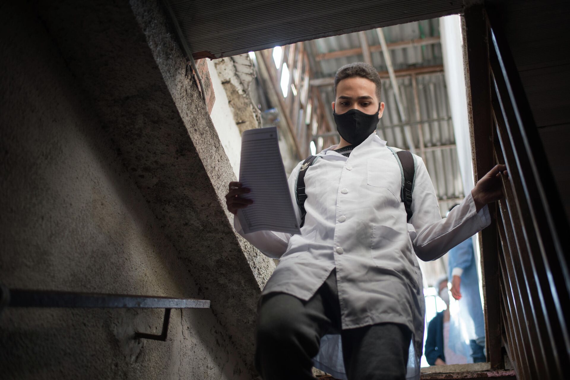 Personal médico realiza recorrido por favelas de Caracas para identificar y aislar casos de COVID-19 - Sputnik Mundo, 1920, 13.03.2021