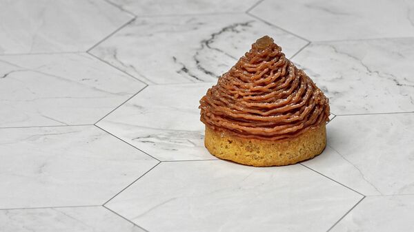 Un 'cupcake' en el suelo - Sputnik Mundo