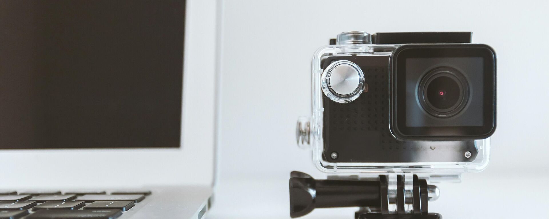 Una cámara en la mesa Una cámara en la mesa - Sputnik Mundo, 1920, 24.11.2021