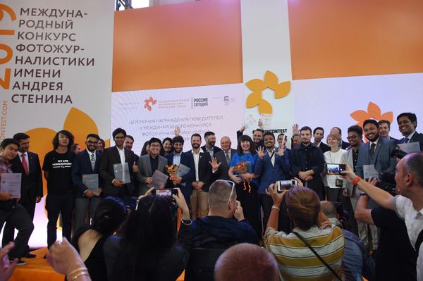 Inauguración de la exposición del Concurso de Fotoperiodismo Andréi Stenin - Sputnik Mundo