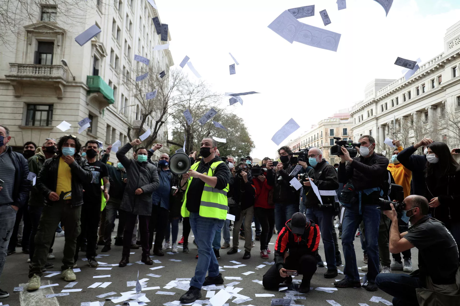 Los taxistas protestan contra el regreso de Uber a Barcelona, España - Sputnik Mundo, 1920, 18.03.2021