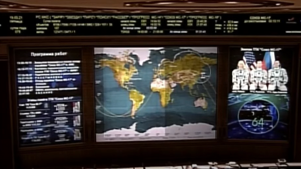 La Soyuz MS-17 se prepara para maniobrar alrededor de la EEI  - Sputnik Mundo