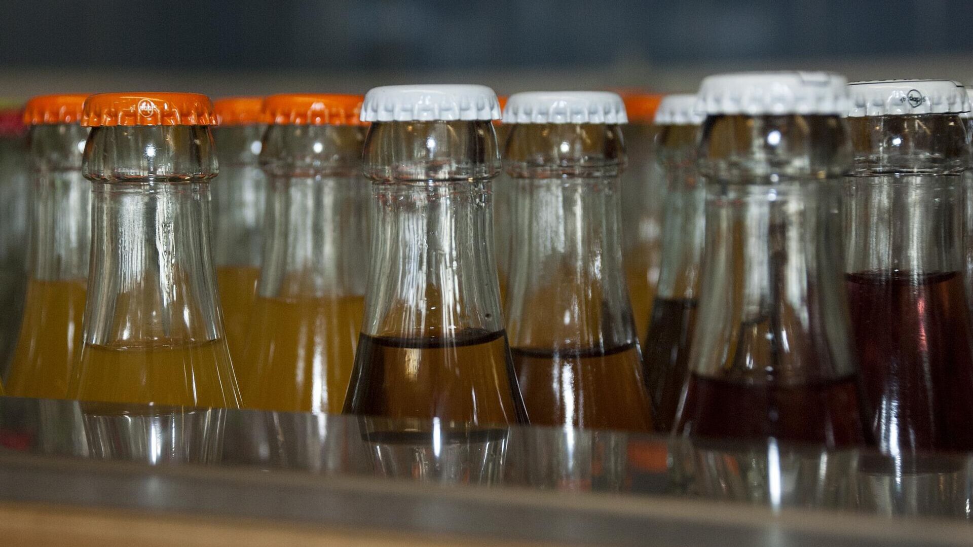 Botellas (imagen ilustrativa) Botellas (imagen ilustrativa) - Sputnik Mundo, 1920, 21.03.2021