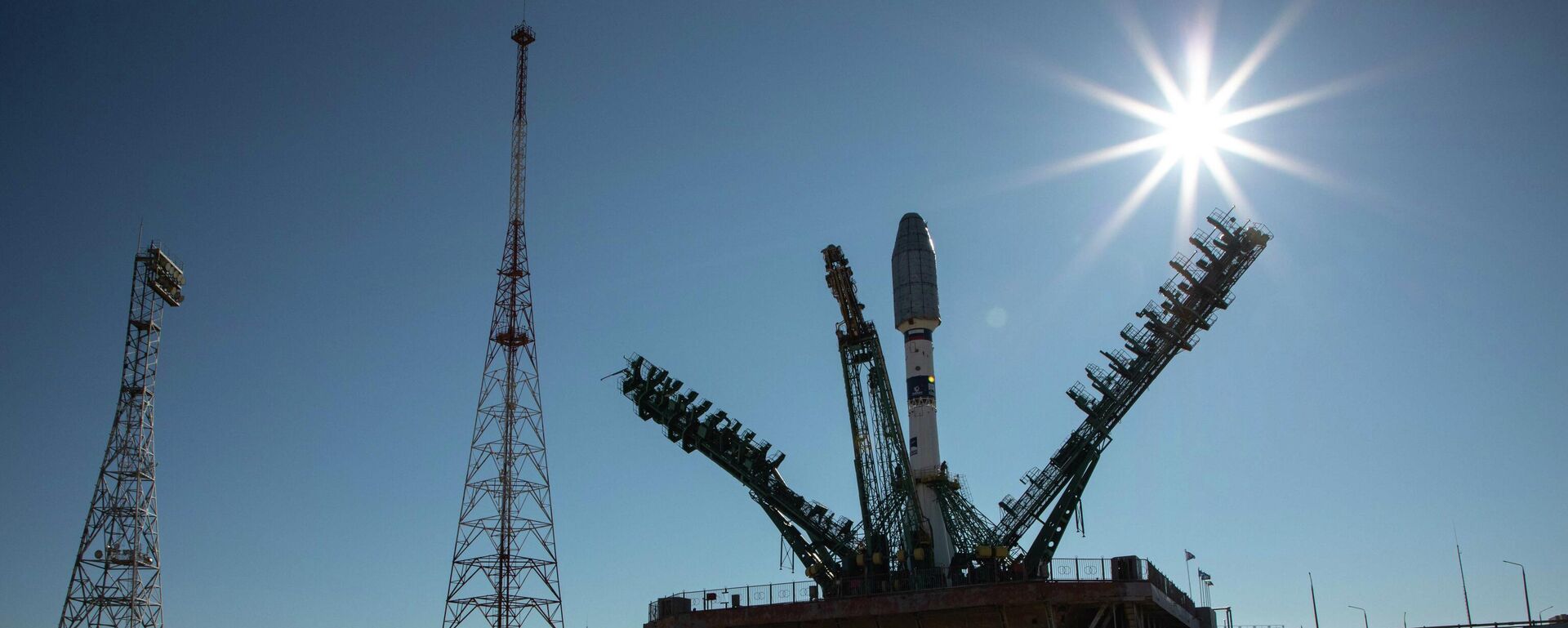 La agencia espacial rusa Roscosmos pone en órbita 38 satélites de diferentes países - Sputnik Mundo, 1920, 22.03.2021