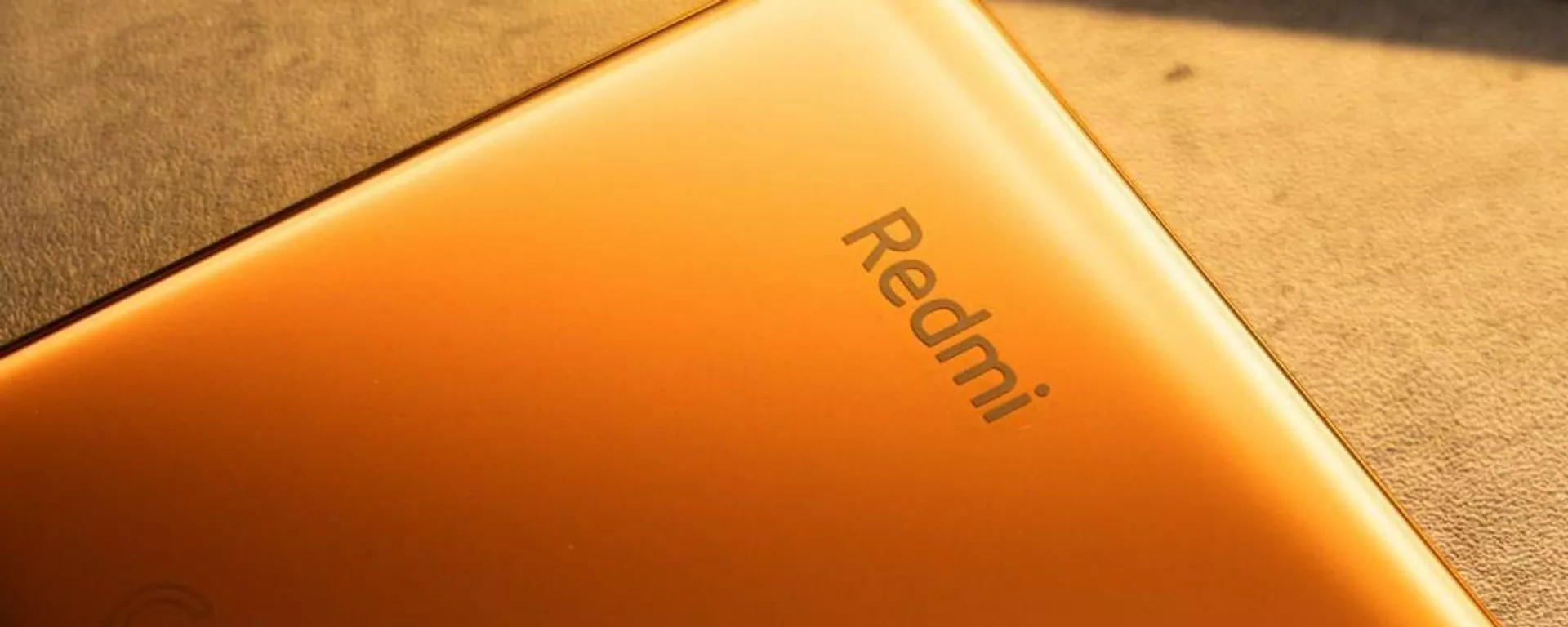 Un teléfono Redmi - Sputnik Mundo, 1920, 22.03.2021